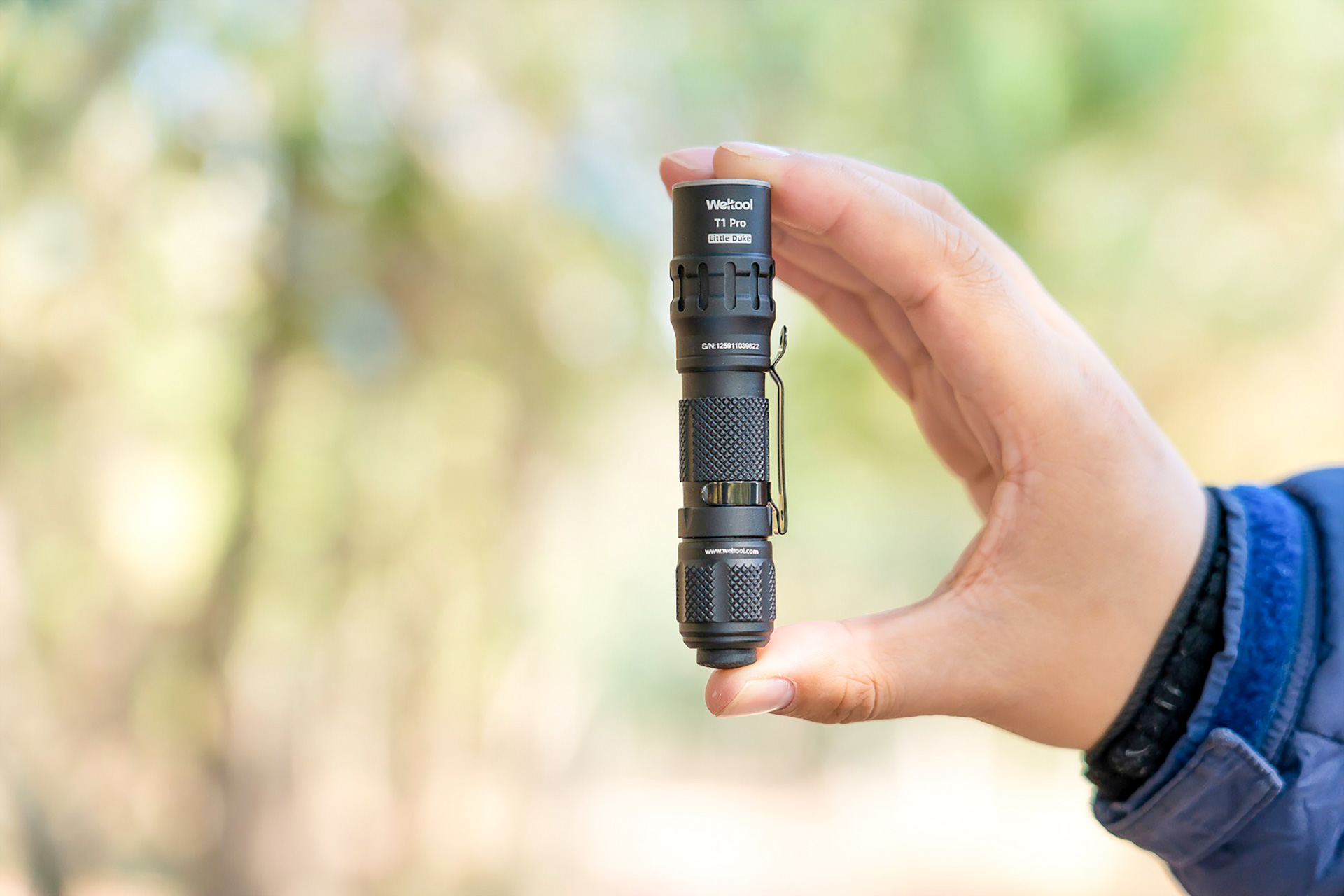 Weltool T1 Pro V2 6,500K 550lm, 306m・HA-サンドブラストEDC ライト