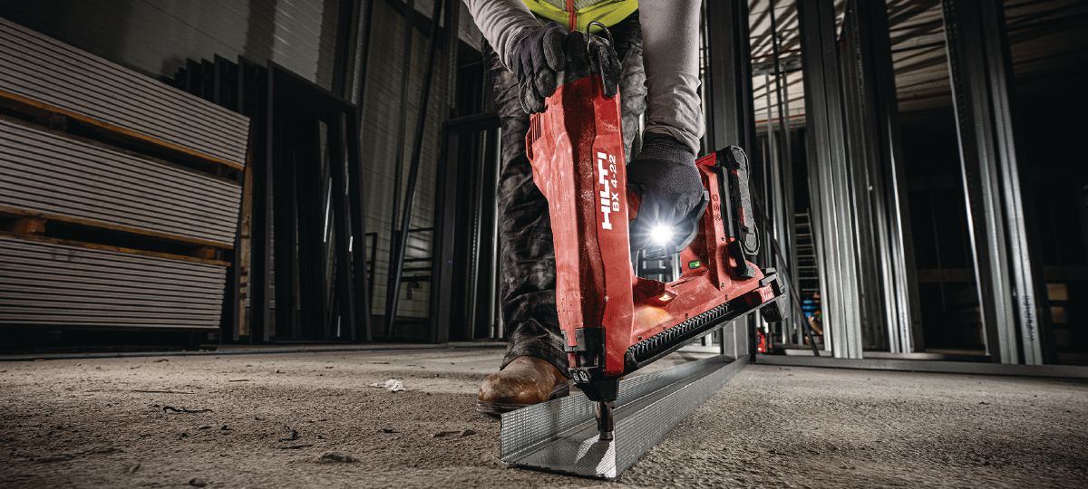 BX 4-IF-22充電式 コンクリート ネイラー - 鋲打機 - Hilti Japan