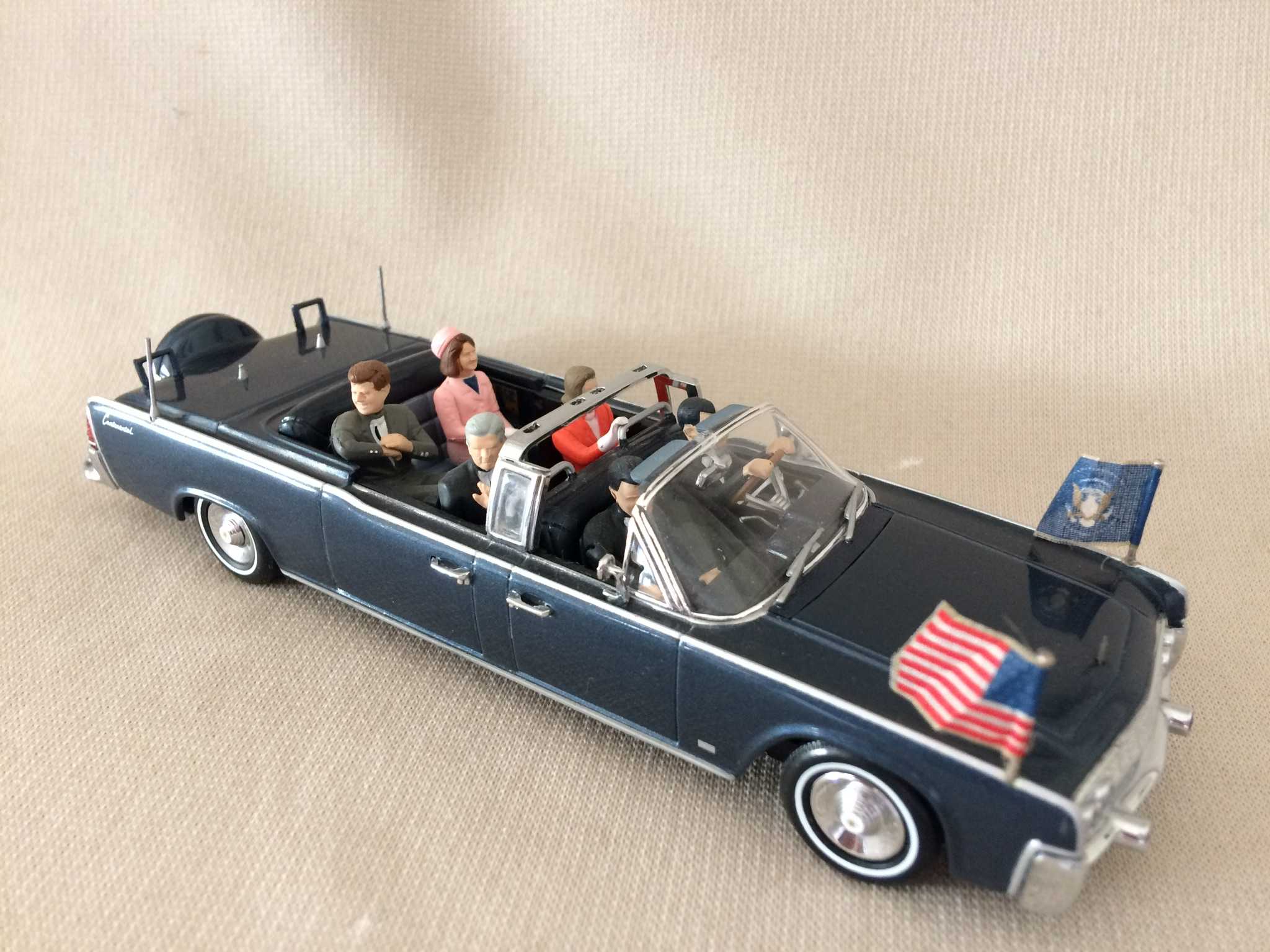 ケネディ大統領専用車X-100リンカーンコンチネンタルリムジン - 私の