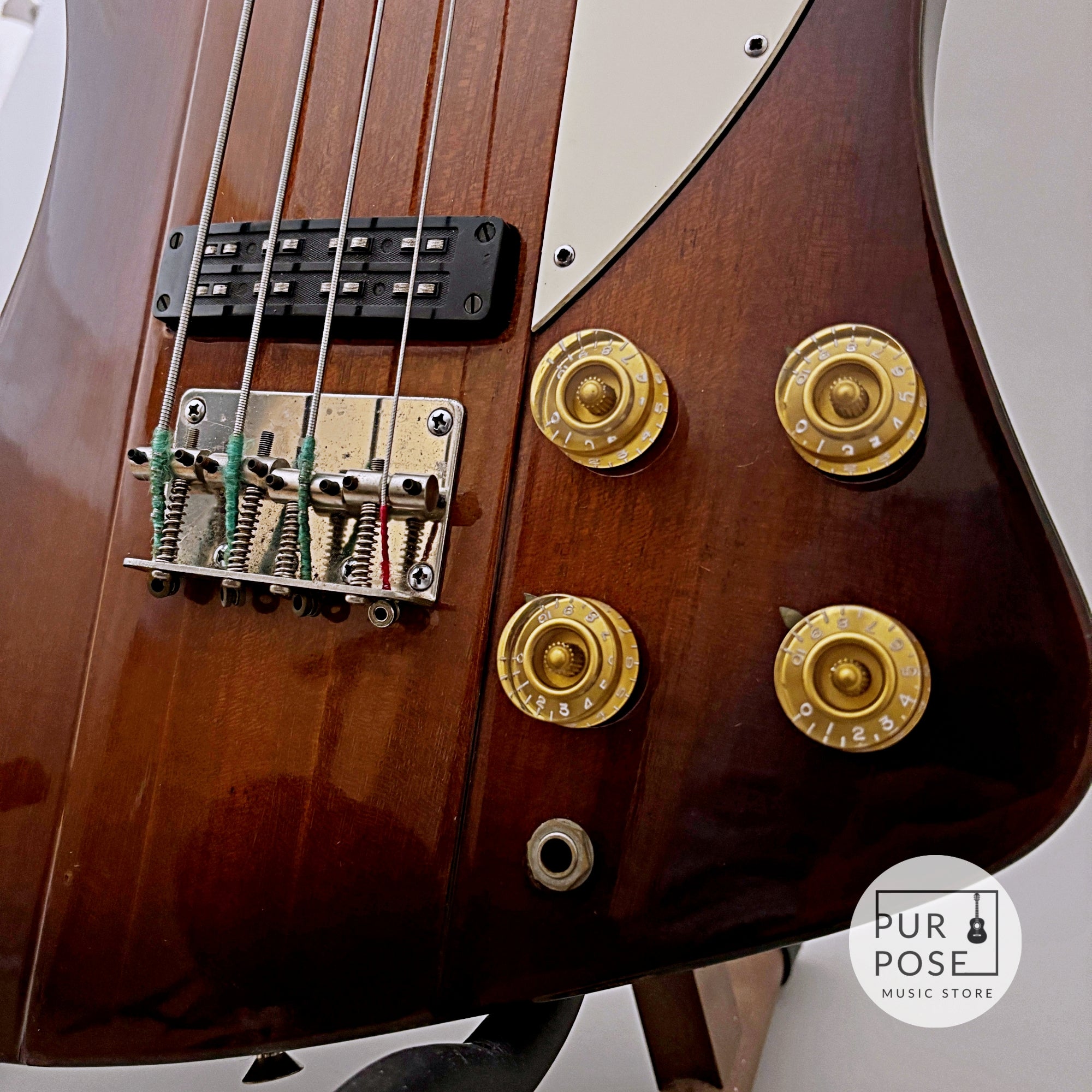 中古】Greco SB-850 Suzi Quatro Model Thunderbird 1975年頃