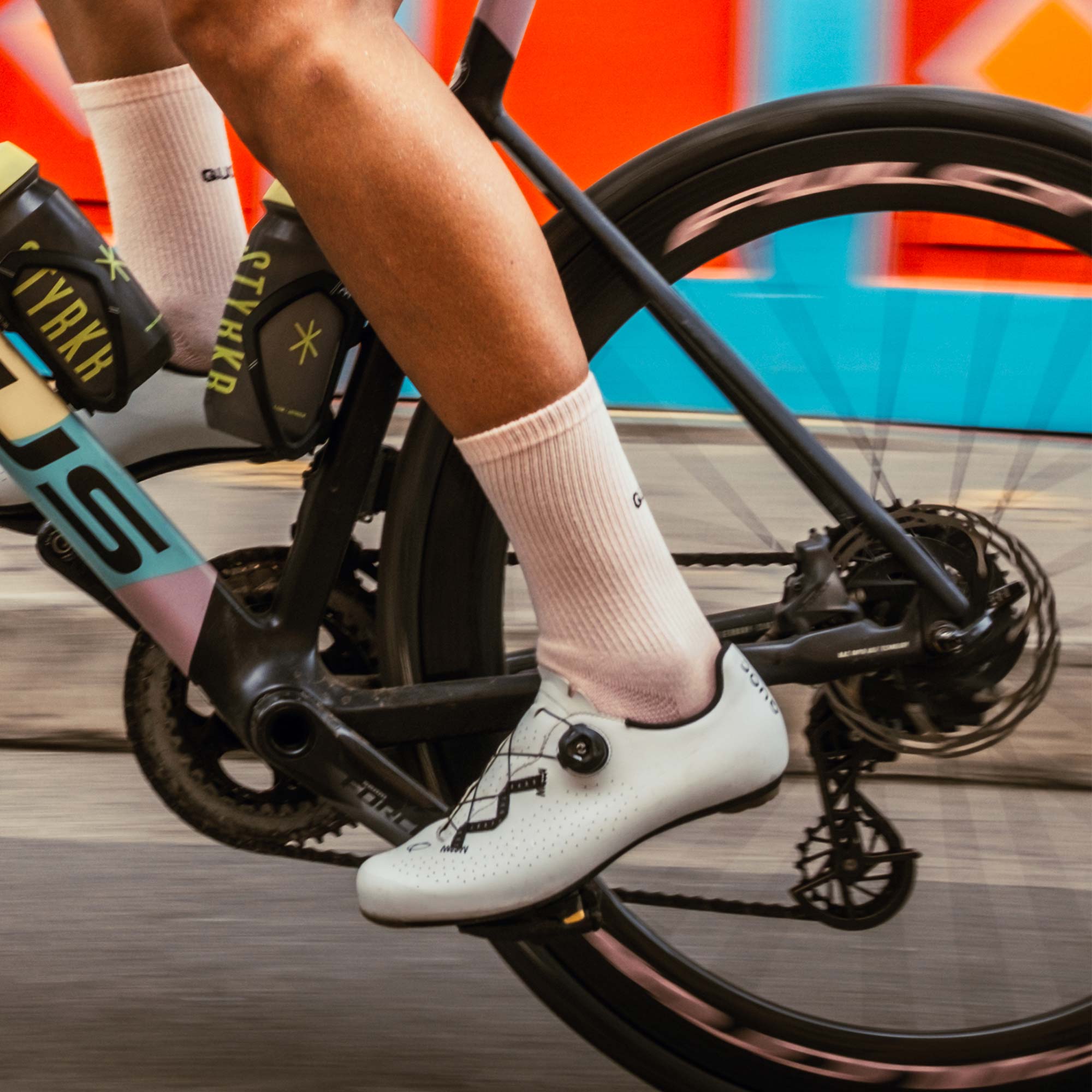 Escape Road All Road Shoes - White | QUOC