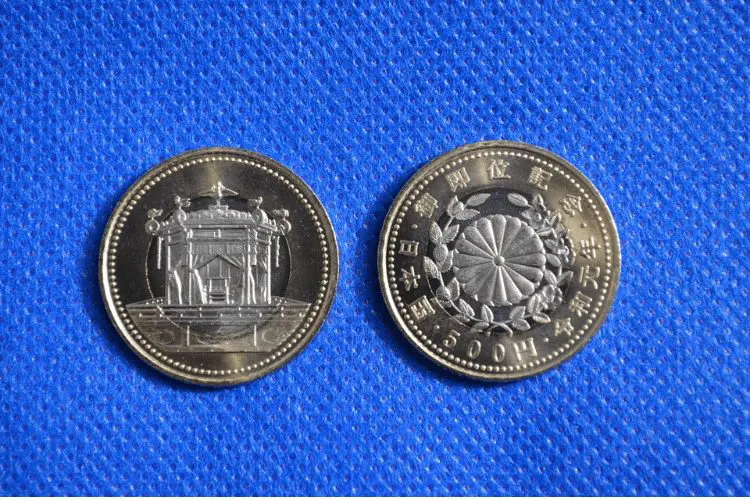 500円記念硬貨は価値がない？プレミアが付く種類一覧や高く売る方法を