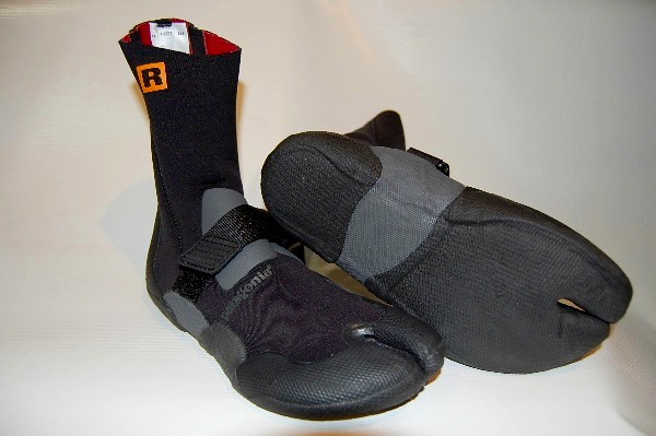 パタゴニアのサーフブーツ | real surf shop