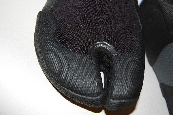 パタゴニアのサーフブーツ | real surf shop