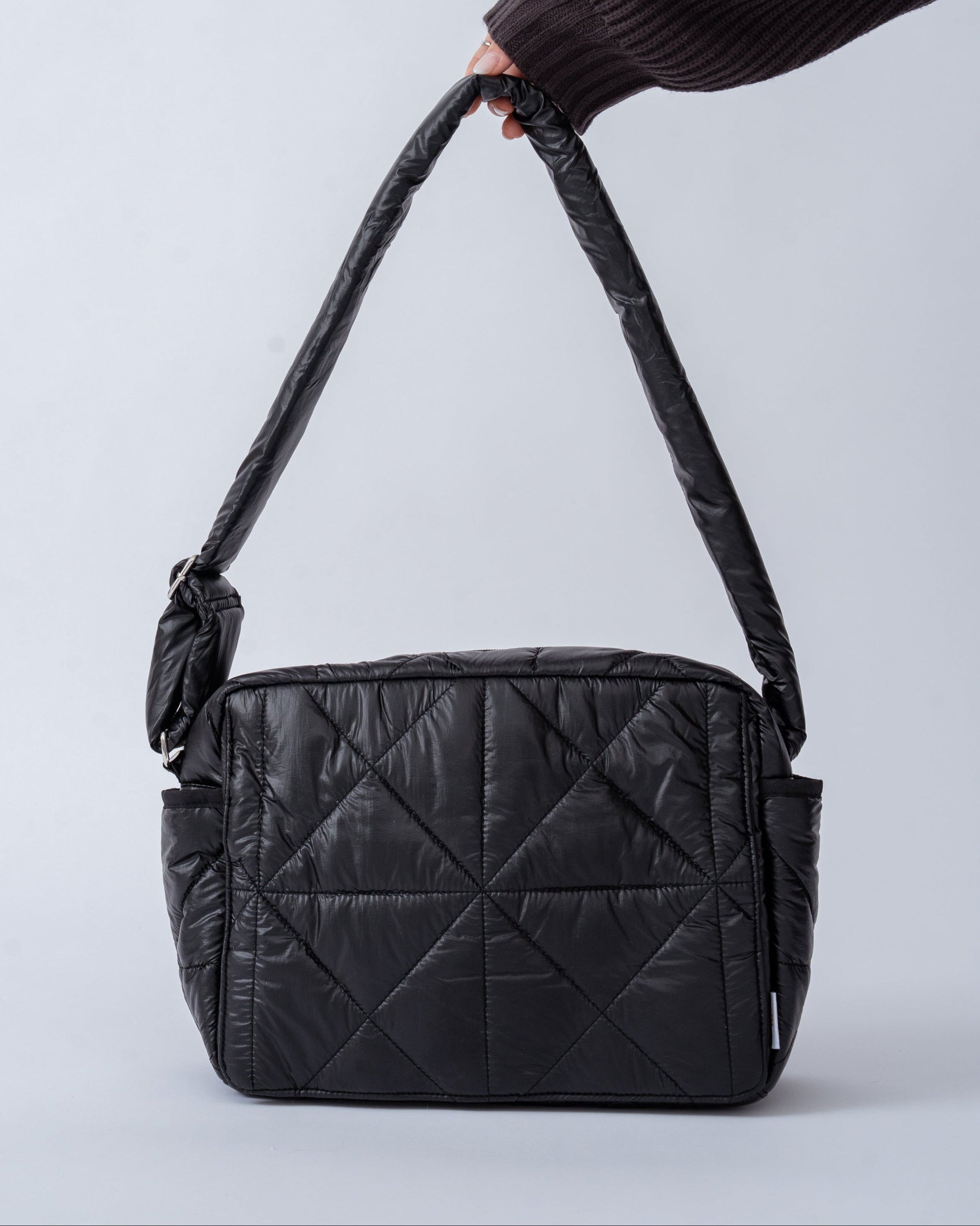 Cross quilt bag / Black – RICH RAISE