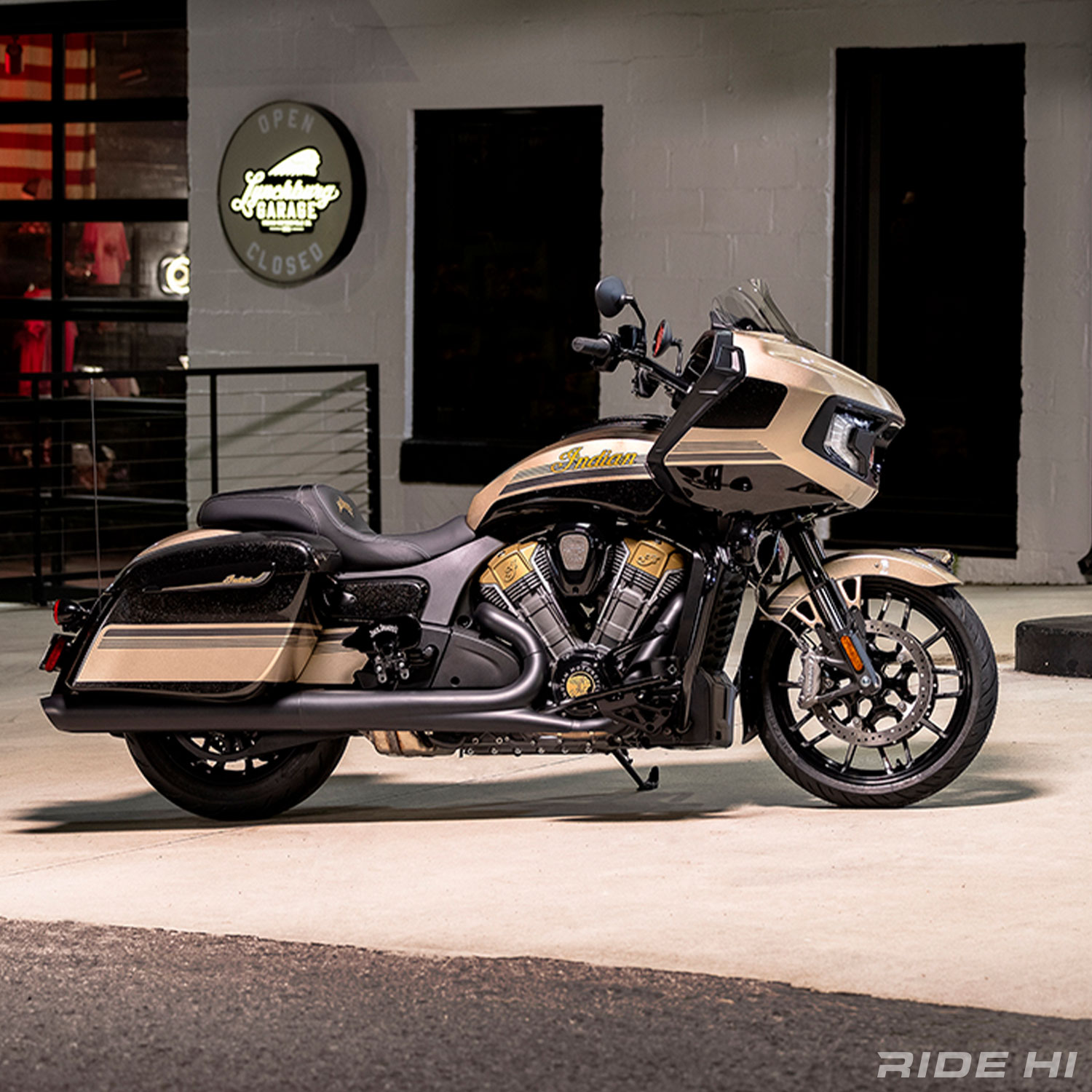 お酒メーカーとのコラボバイク!?【ジャックダニエル インディアン