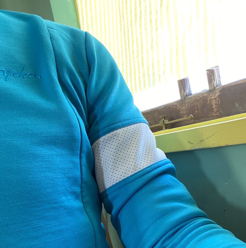 Rapha】Winter Jersey の良さを再発見 | 理系な人の趣味ブログ