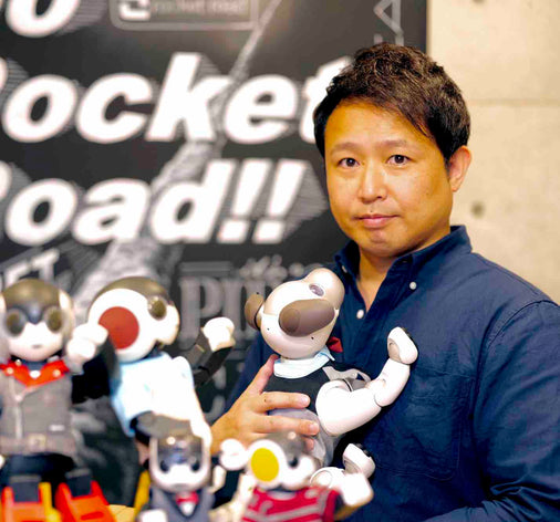 デアゴスティーニの初代Robi組立完成品（キャリングケース＋Robi専用