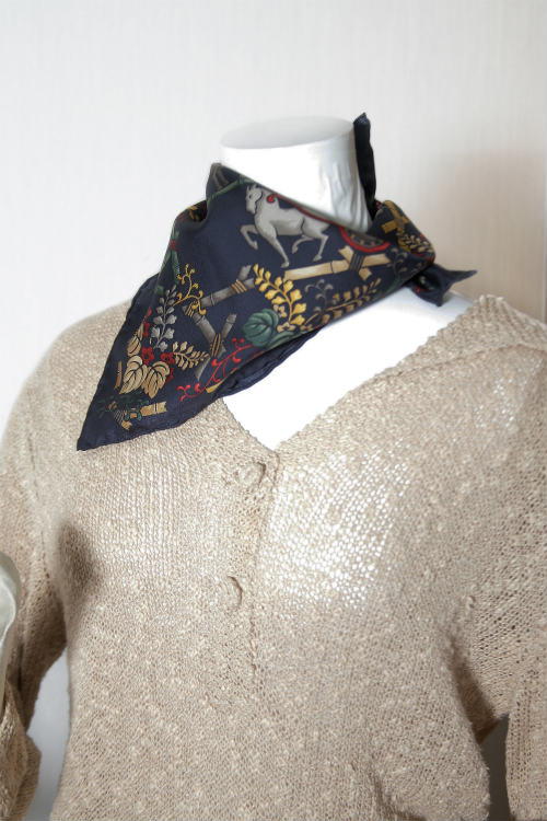 Salvatore Ferragamo シルクスカーフ（馬柄） – Vintage Shop Rococo