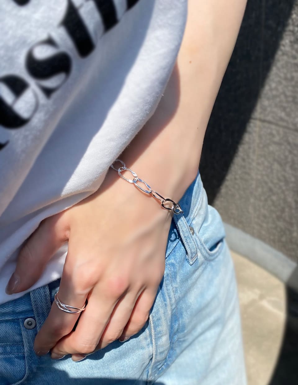 カーブチェーンブレスレット シルバー925 – 金属アレルギー対応の