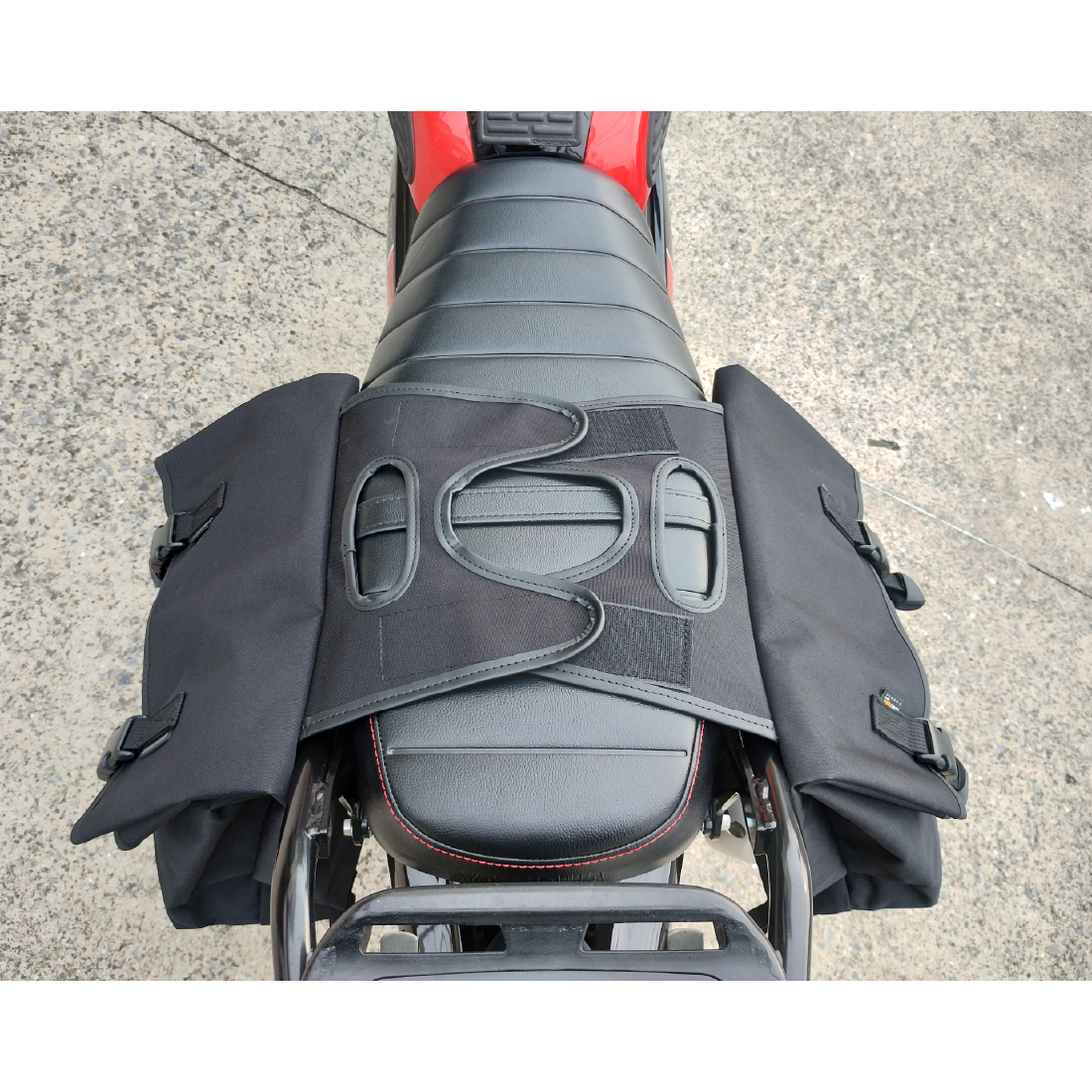 RR9581 SCHWARZ R イージーサドルバッグ | ラフ＆ロード