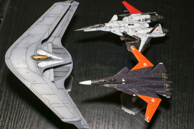 エースコンバット』コトブキヤ1/144「X-49 ナイトレーベン」プラモデル