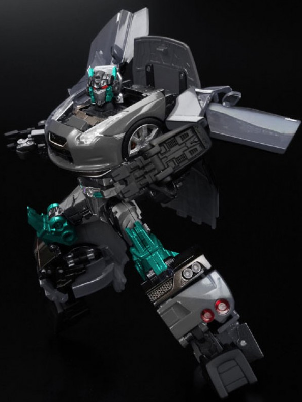 A-01 Optimus Prime Convoy Super Black Version | Nissan GT-R