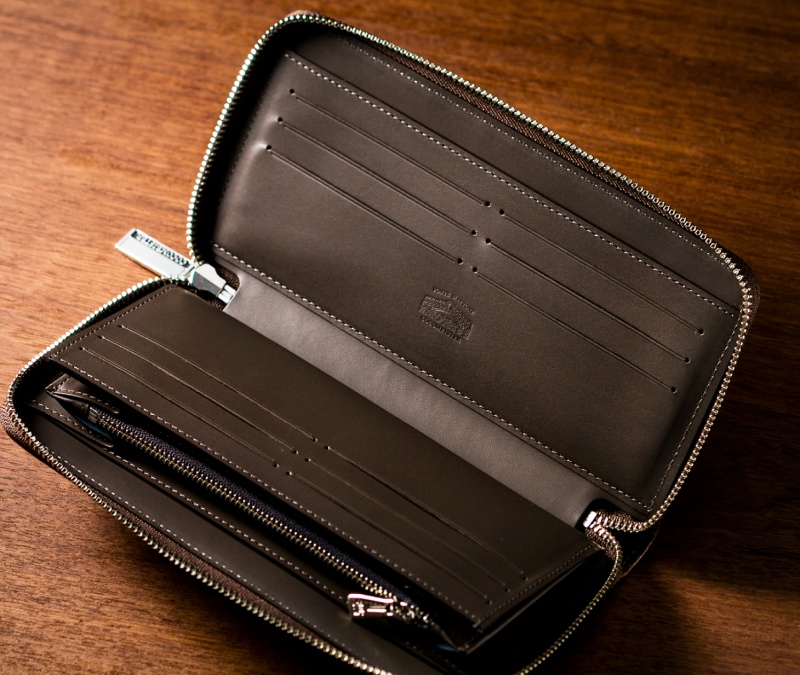 180度開くラウンドファスナー長財布！ココマイスターの