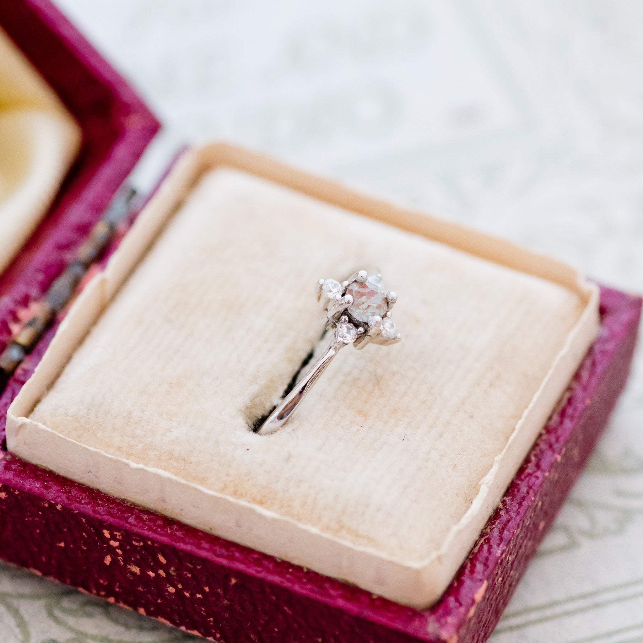 多面カット アンティークサフィレット シルバーリング