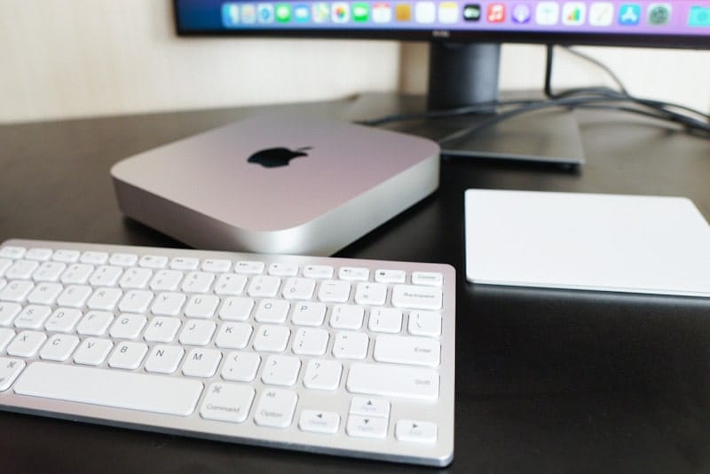 M1チップ搭載Mac miniとあわせて購入したモニターなどの周辺機器 | satopad
