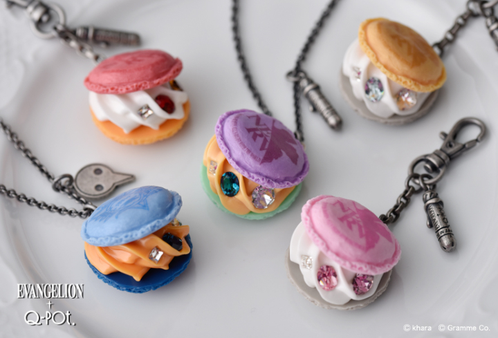 アスカのパペット シュガークッキーに、第4の使徒マカロンも