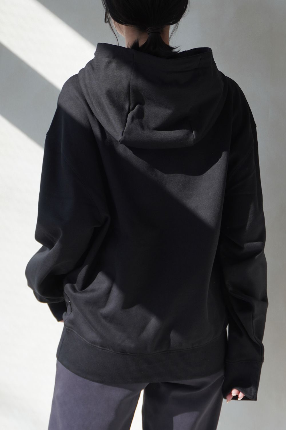 BOSS - 【BOSS】NEWロゴフーディ (ブラック) パーカー / ユニセックス