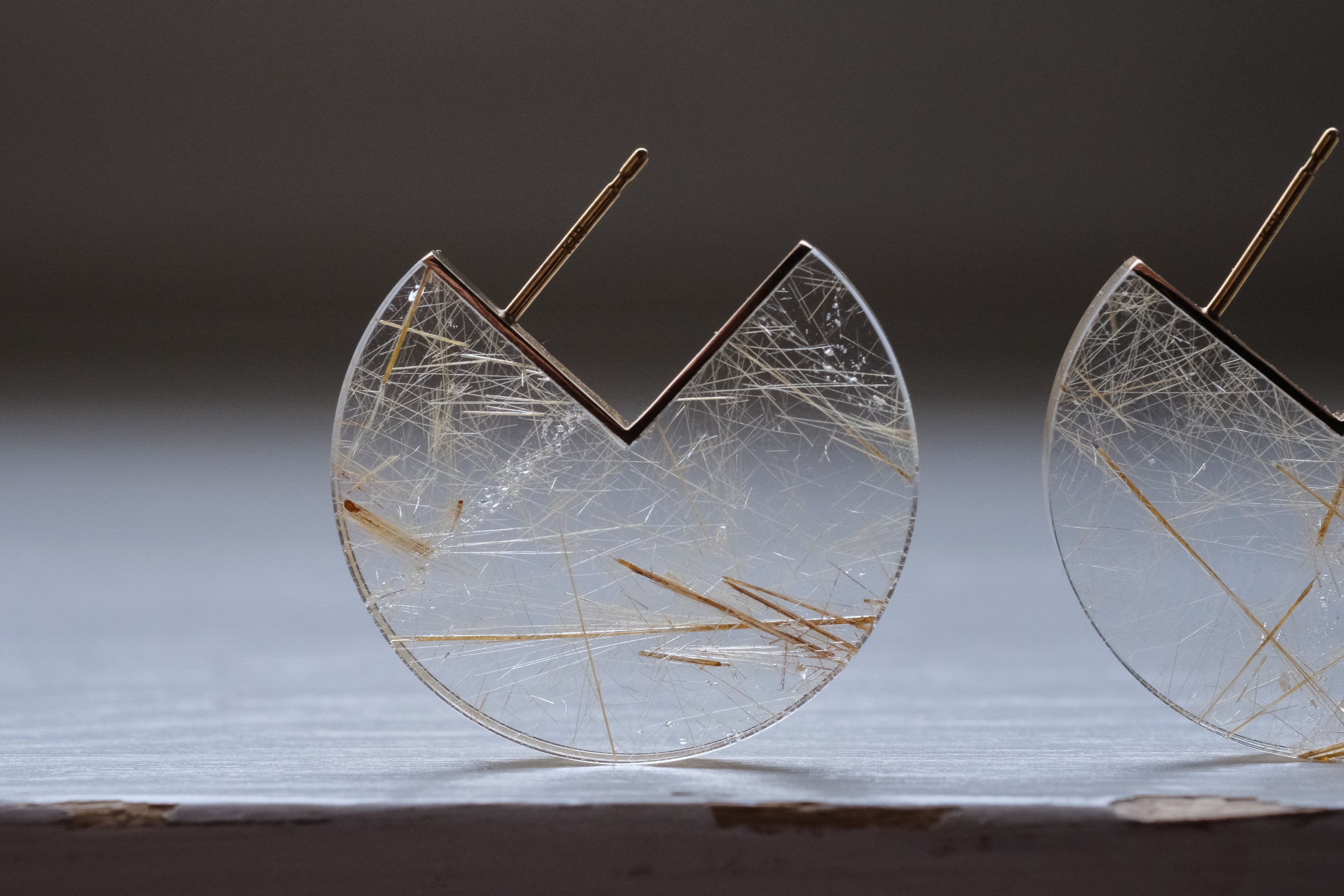 janukaｰスライス ピアス ルチルクォーツ