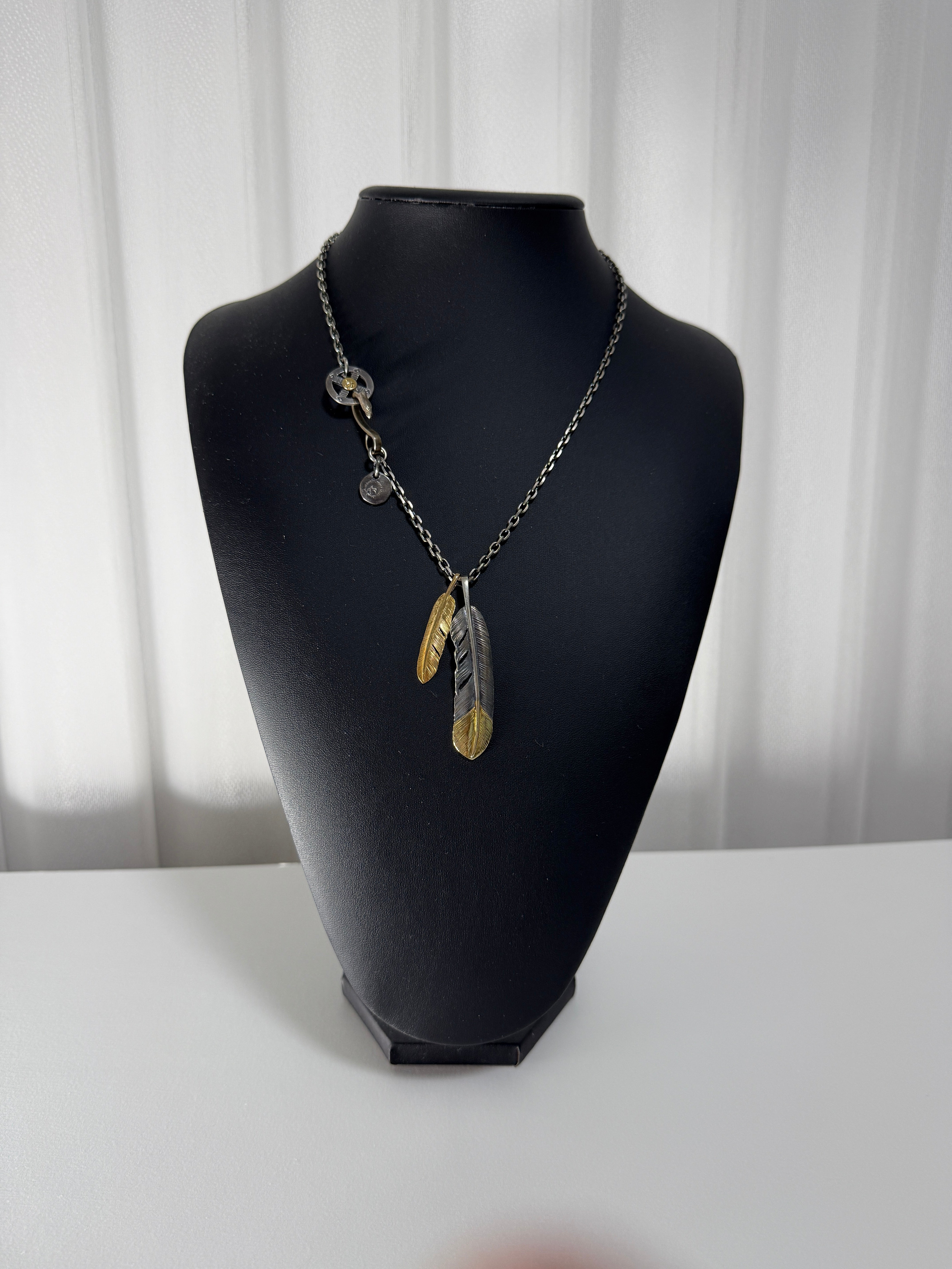 ゴローズ 先金特大フェザー（現行右）＋K18フェザー大（左）＋SVin太陽