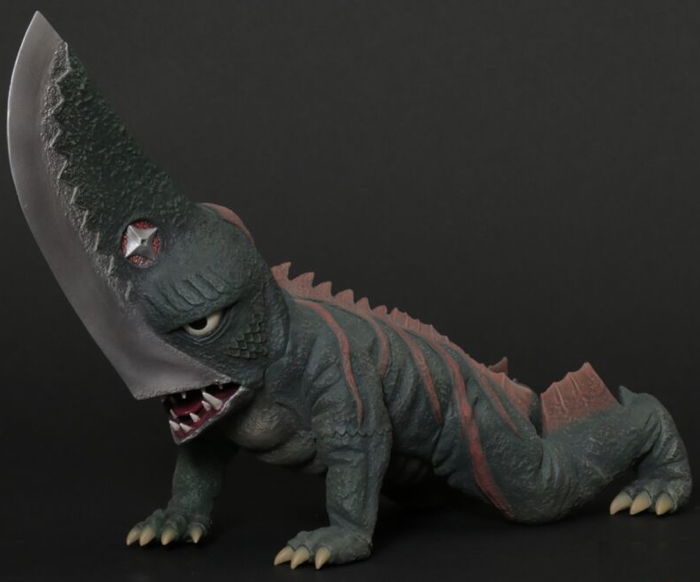 エクスプラスの［大怪獣シリーズ］で「ギロン 発光Ver.」が登場