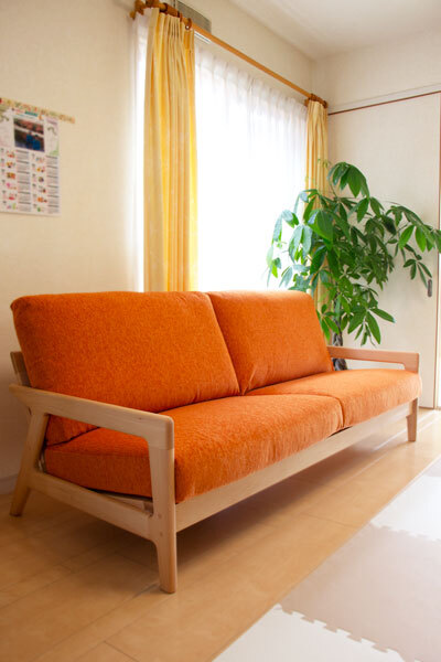 ラッキーカラーはオレンジ♪ヴァルトソファ3人掛け（高浜市O様