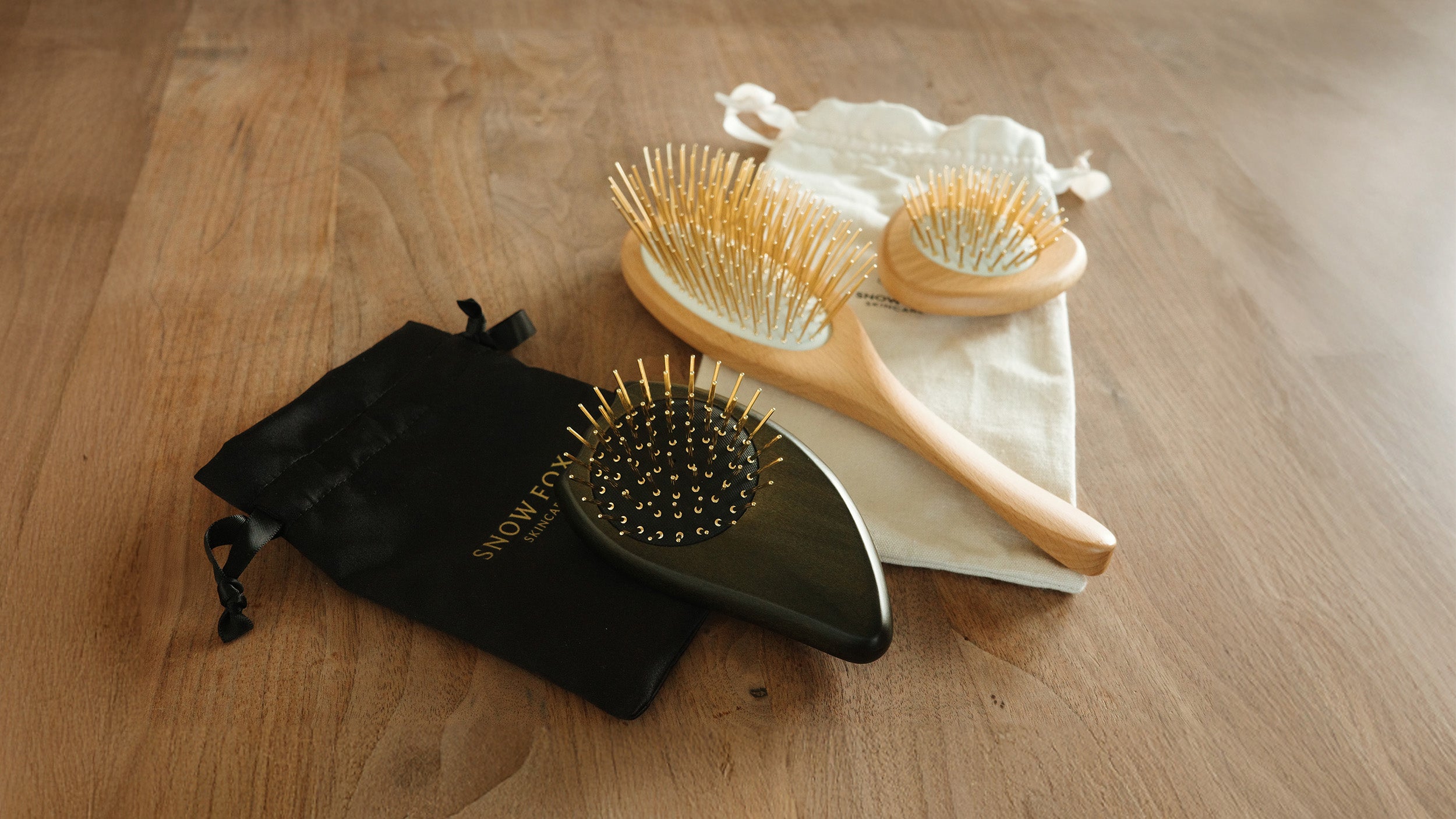 プレミアム FOXカッサ ウッド ヘアブラシ｜ SNOW FOX SKINCARE スノー
