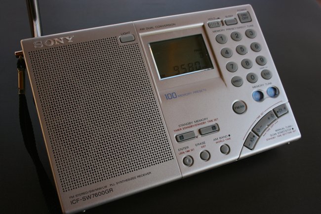 Powering the Sony ICF-SW7600GR with USB rechargeable packs? | The