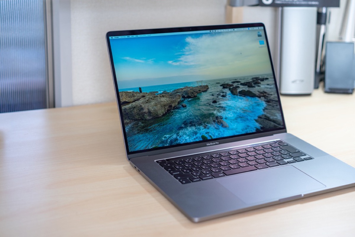 新型 MacBook Pro 16インチ 2019年モデル レビュー 2015年モデル