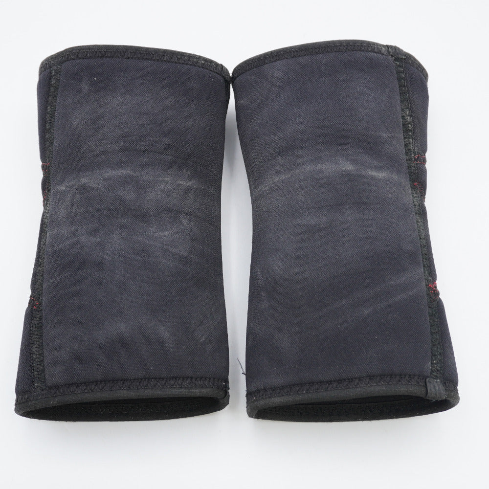 メ*4様 ONI Knee Sleeves Pro Mサイズ 鬼プロ 二ースリー ONI Knee