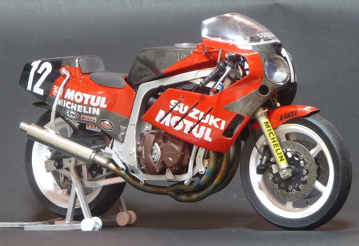 フジミ 1/12 ヨシムラ・スズキGSX-R750 1986年鈴鹿8耐レース仕様 完成