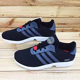 adidas（スニーカー）のフリマアイテム一覧