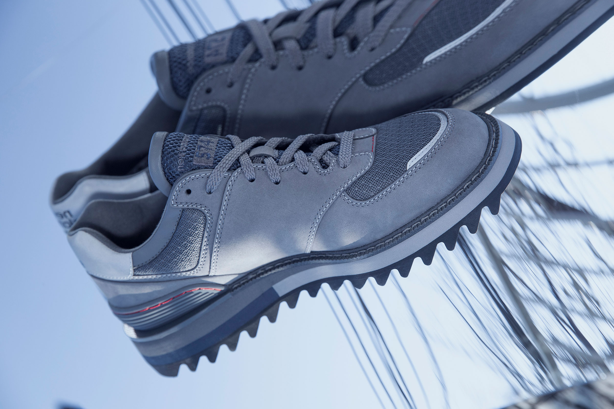HONEYEE.COM | TOKYO DESIGN STUDIO New Balance からTDS 574 2040が発売