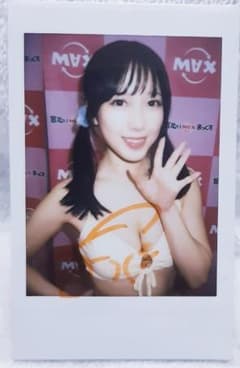 蔵出し☆イベント限定品 小湊よつ葉 直筆サイン入りチェキ② - メルカリ