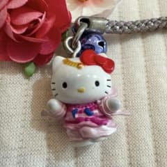 ハローキティ ご当地ストラップ 三重 天の岩戸 - メルカリ