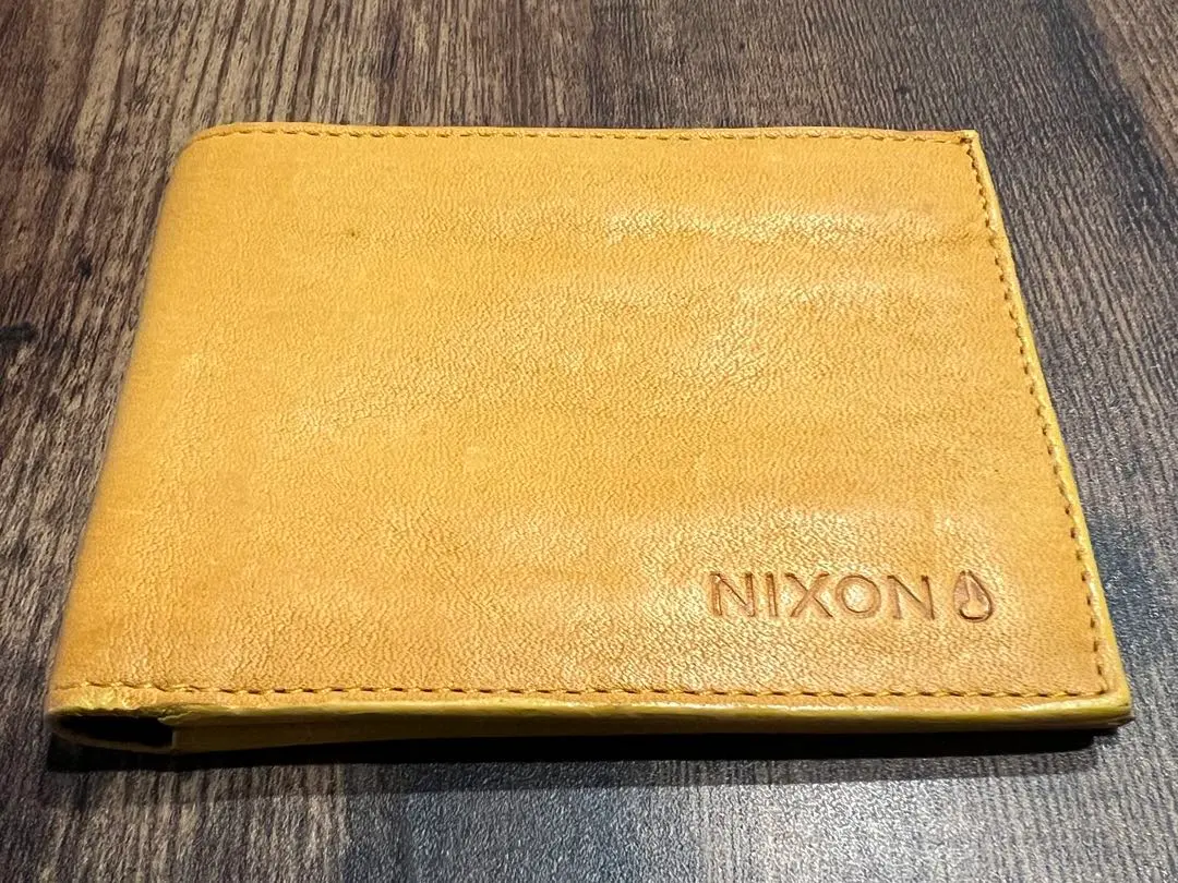 2026年最新】ニクソン財布の人気アイテム - メルカリ