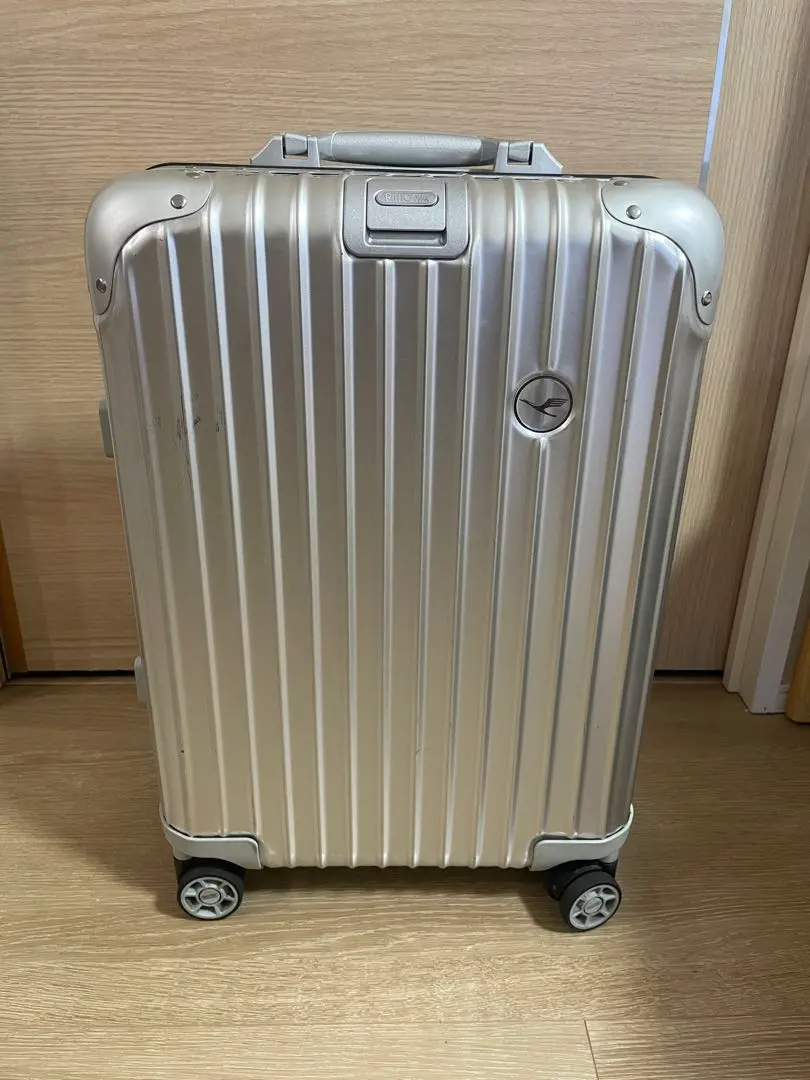 2026年最新】リモワ 機内持ち込み ルフトハンザの人気アイテム - メルカリ
