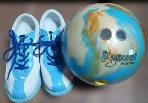 2026年最新】ラウンドワン ボーリングシューズの人気アイテム - メルカリ