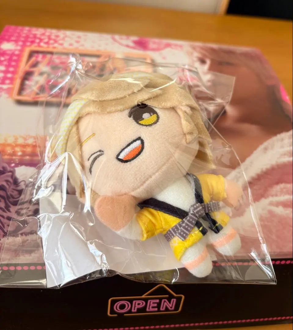 2026年最新】手越祐也 ぬいぐるみ ホテラバの人気アイテム - メルカリ