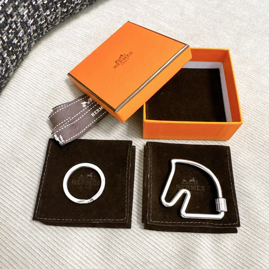 2026年最新】エルメス シュバル キーリングの人気アイテム - メルカリ