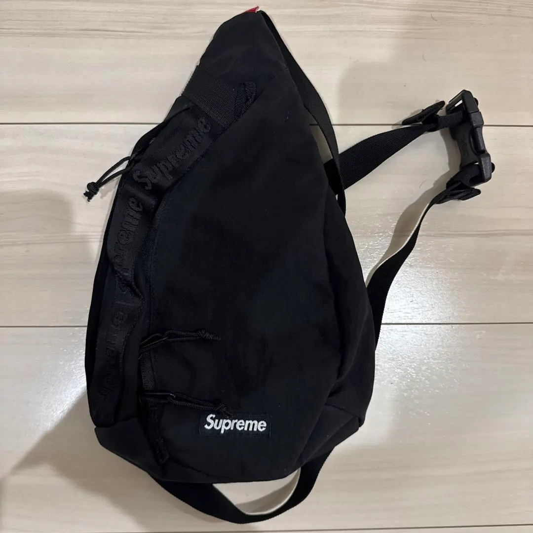 2026年最新】supreme sling bag 22ssの人気アイテム - メルカリ