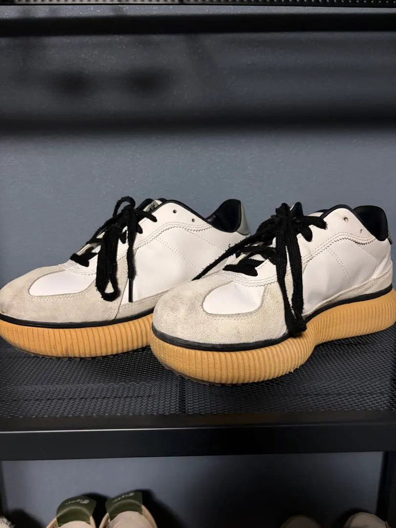 2026年最新】オニツカタイガー delecity 28の人気アイテム - メルカリ