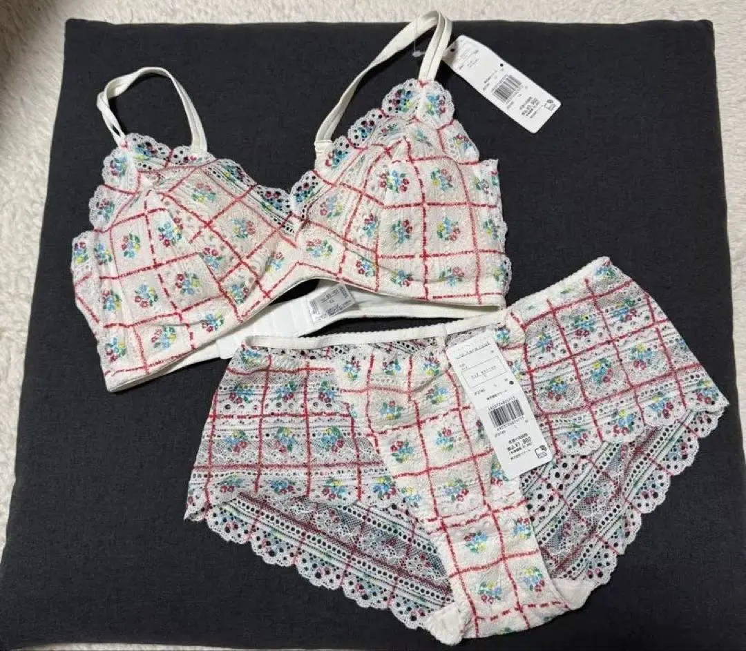 2026年最新】あさぎーにょ ブラの人気アイテム - メルカリ