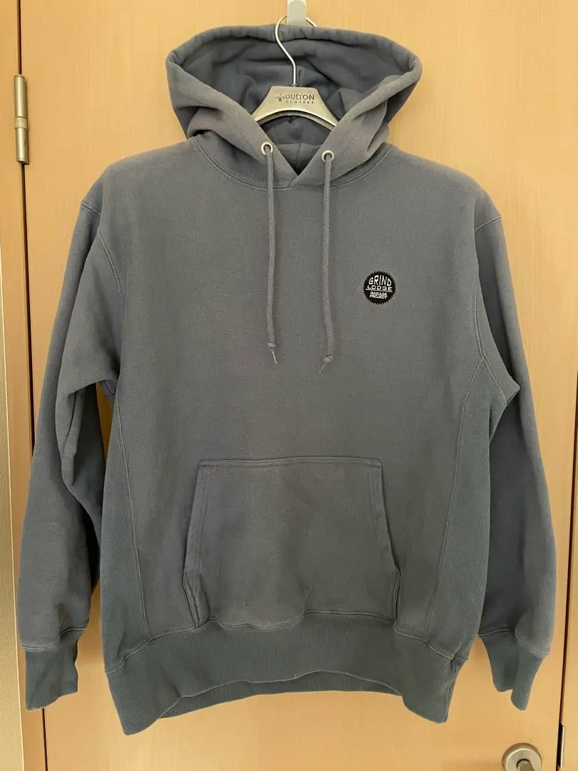 2026年最新】grindlodge パーカーの人気アイテム - メルカリ