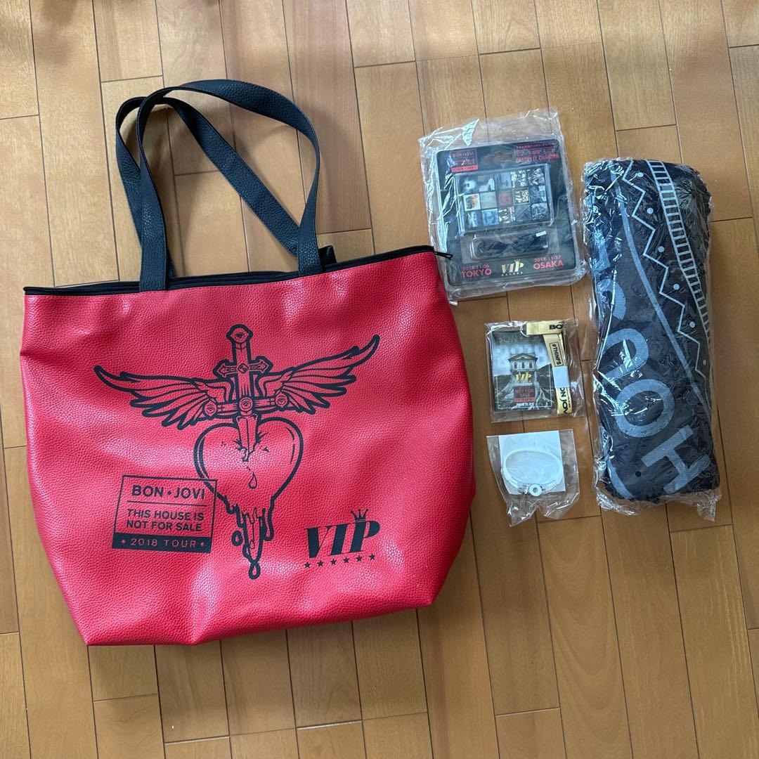 バラ売可】山崎賢人 Liese リーゼ フォーメン カード 4枚セット・バッジ