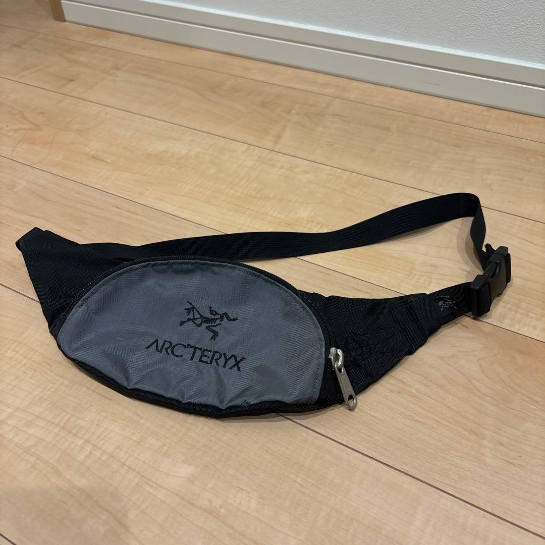 ARC'TERYX(アークテリクス)×BEAMS(ビームス)ウエストポーチ 楽天市場】ARC'TERYX(アークテリクス)×BEAMS(ビームス) Waist Pouch