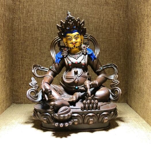 チベット仏教 仏像黄財神座像 銅製品 彩繪 仏師で仕上げ品 彫刻 7寸 チベット仏教 仏像黄財神座像 銅製品 彩繪 仏師で仕上げ品 彫刻 7寸