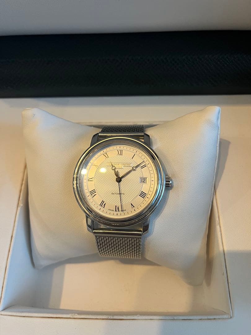 Frederique Constant 自動巻き 時計　最終価格 フレデリック・コンスタント FREDERIQUE CONSTANT クラシック カレ
