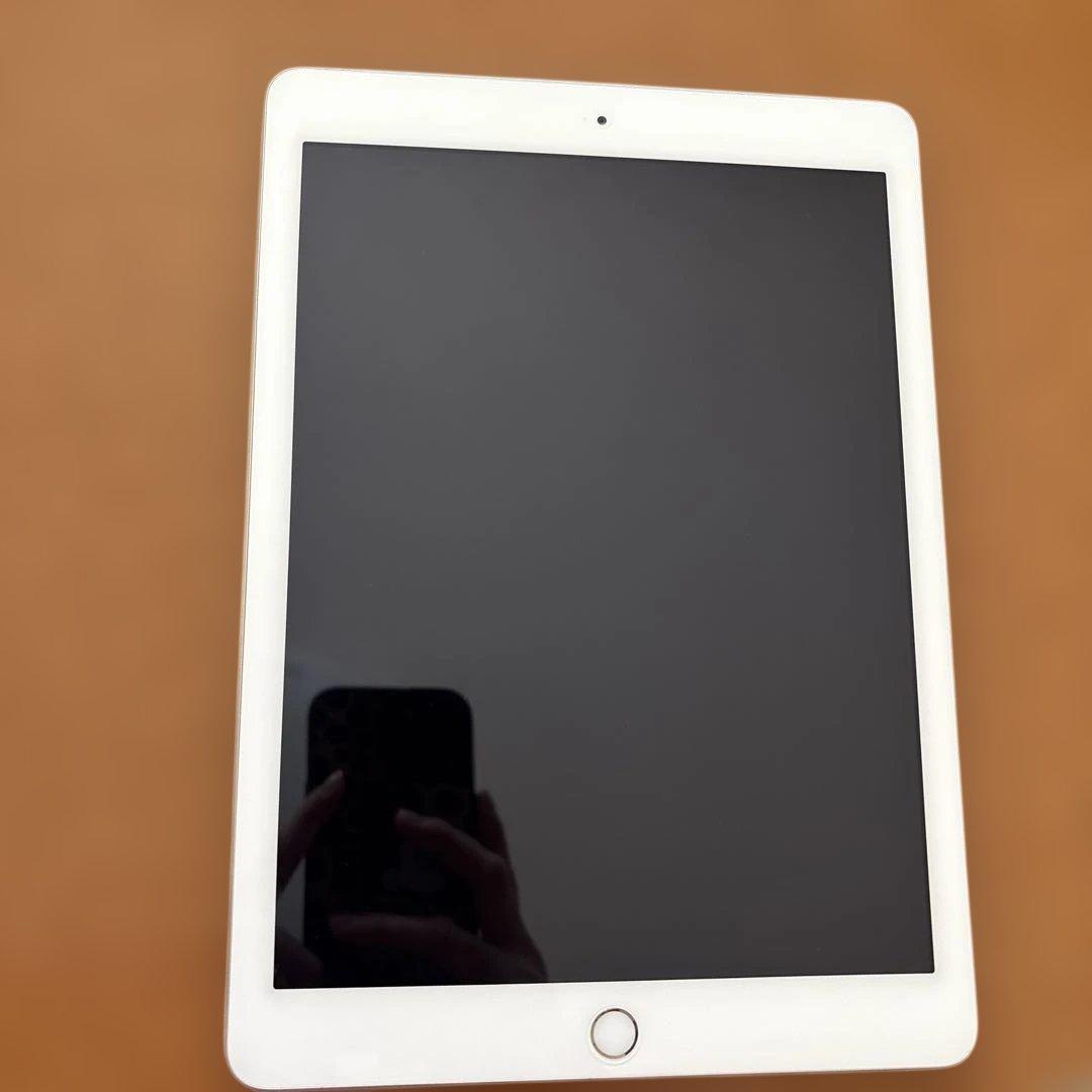 Apple iPad ゴールド 本体　32GB Wi-Fi cellular Amazon.co.jp: 【整備済み品】 Apple iPad (第6世代) Wi-Fi +