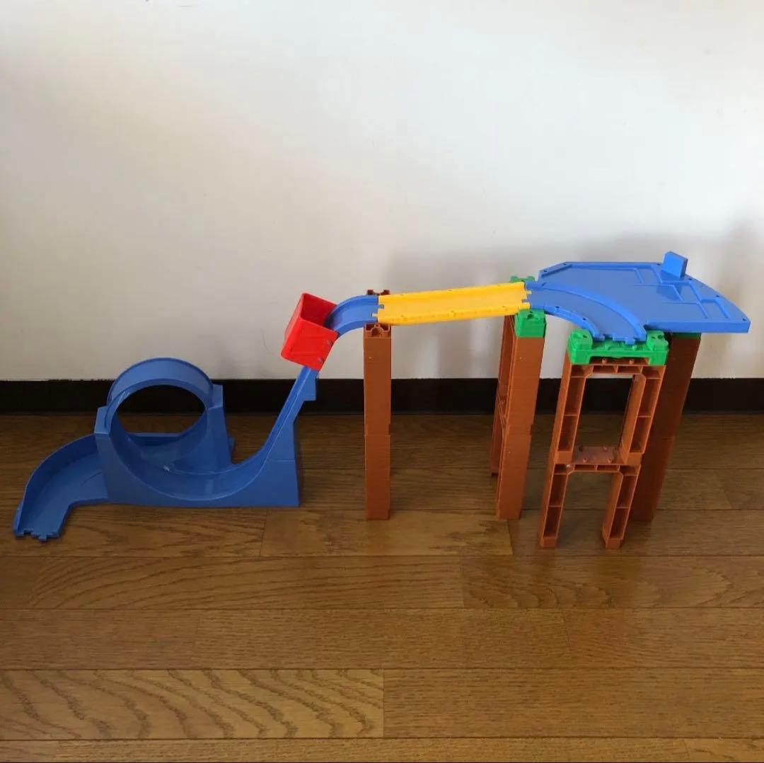 トミカ　システム　スリリングマウンテン　道路セット